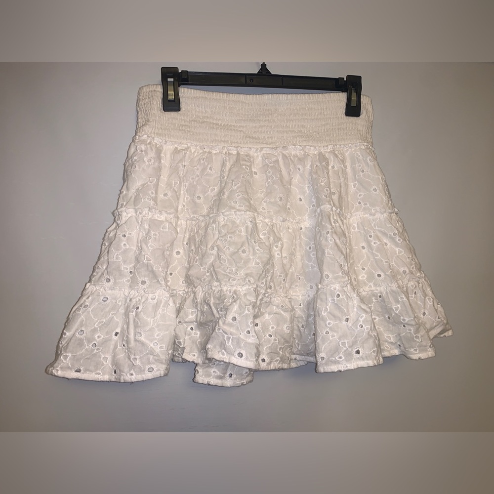 American Eagle White mini skirt- Medium